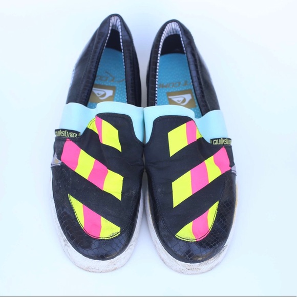 quiksilver slip on